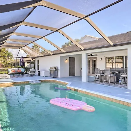 Sun-Soaked Cape Coral Escape With Heated Pool! Villa